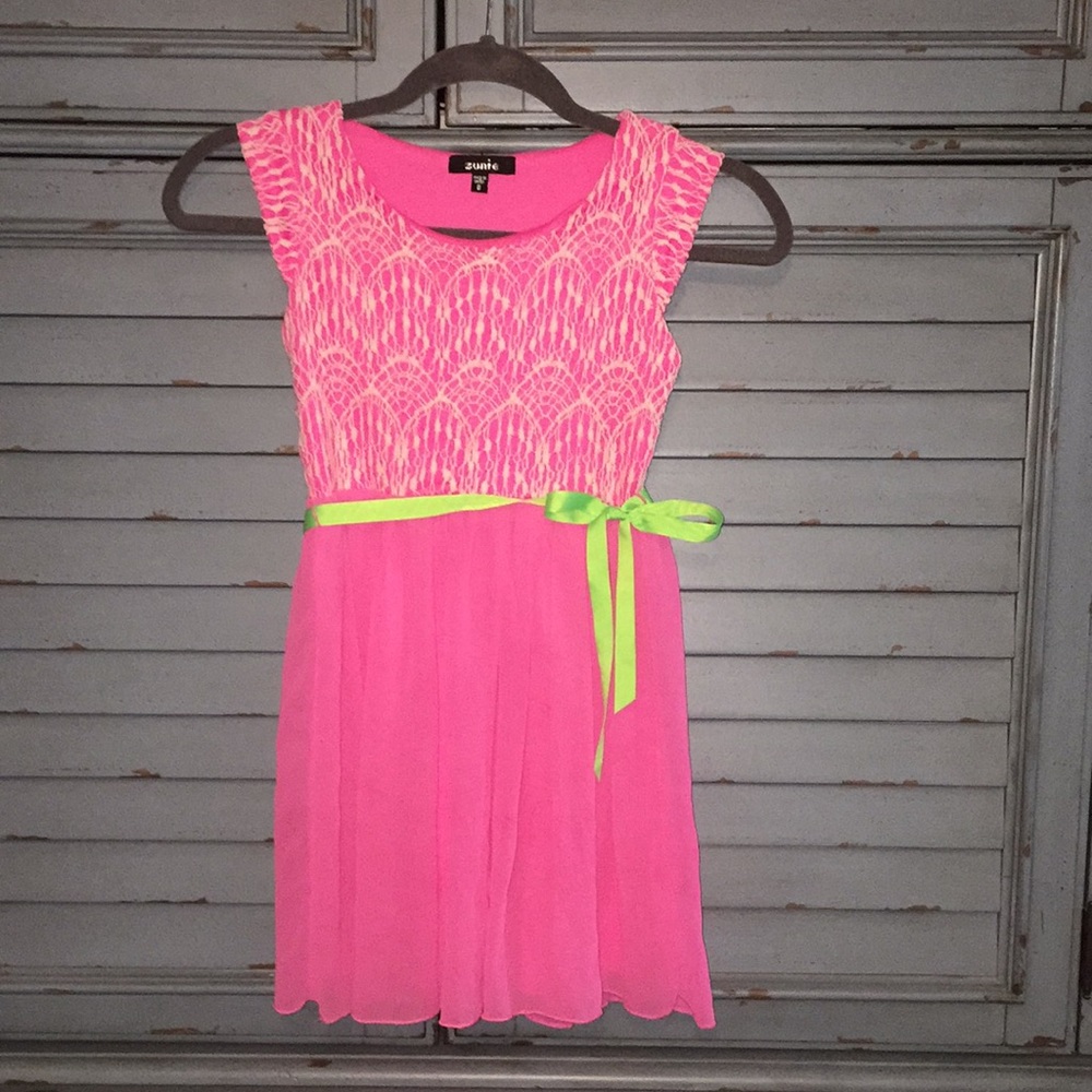 Hot pink and Green Spring Dress 💐
